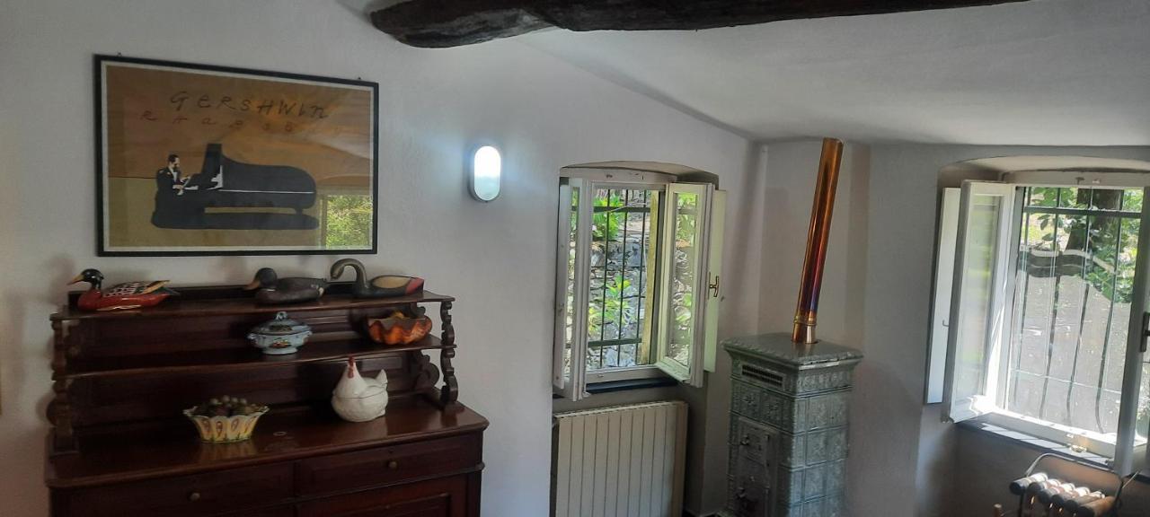 Vecchio Mulino Fontona Girasole Apartment Chiesanuova  ภายนอก รูปภาพ